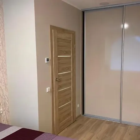 Klaipeda, Pajurio G 28, Tauralaukis, 3 Kambariu Butas Apartment *