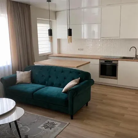Klaipeda, Pajurio G 28, Tauralaukis, 3 Kambariu Butas *